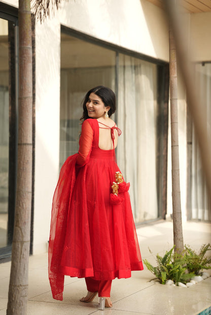 VELVET RED ORGANZA SUIT SET