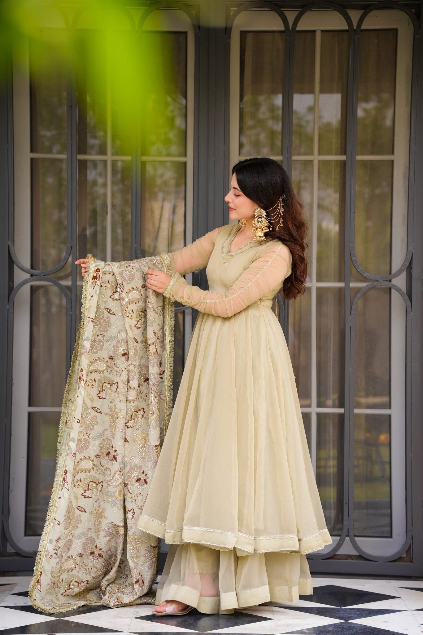 Sonakshi Grace Suit Set