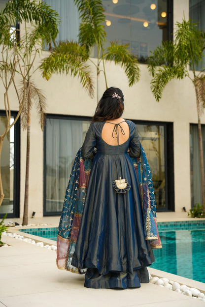 Serenity Cosmos suit set